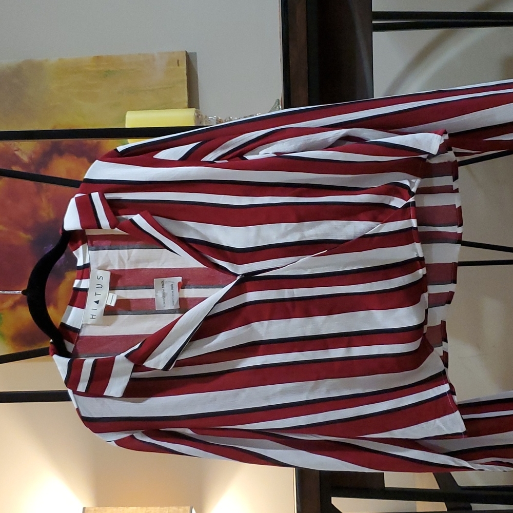 Womens Hiatus striped snap front top